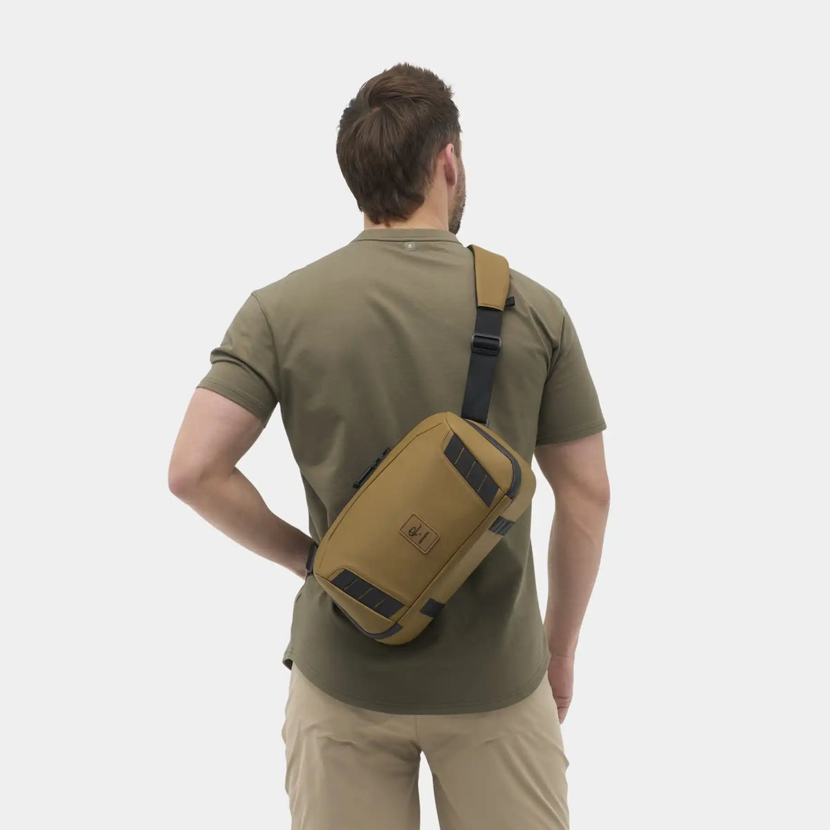 McKinnon Camera Sling 8L
