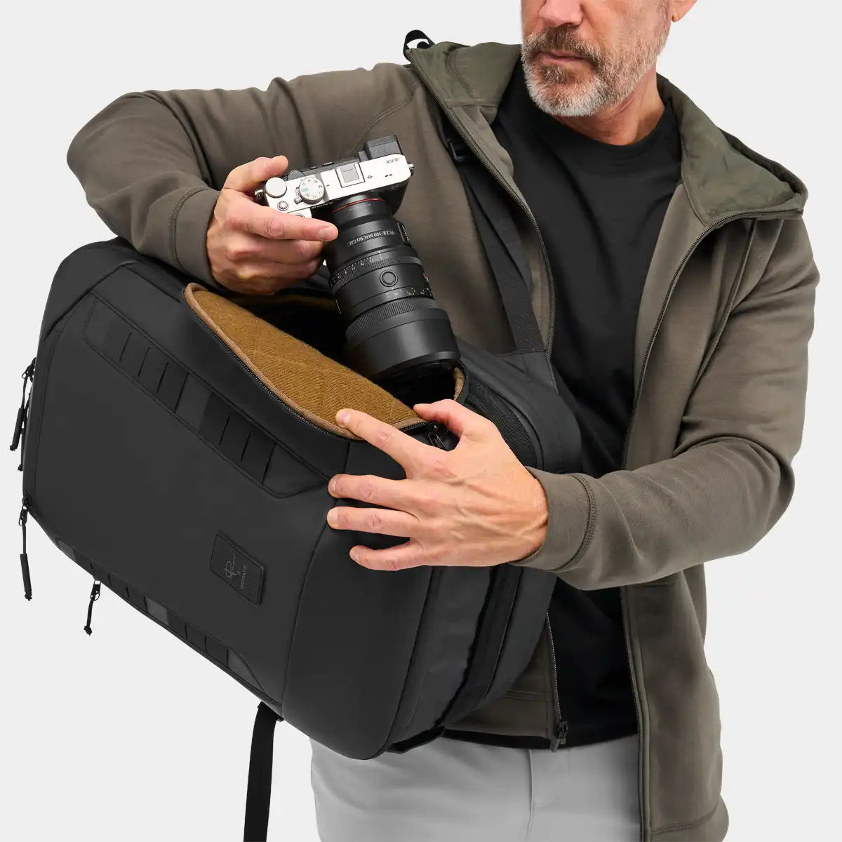 McKinnon Camera Pack 35L V2